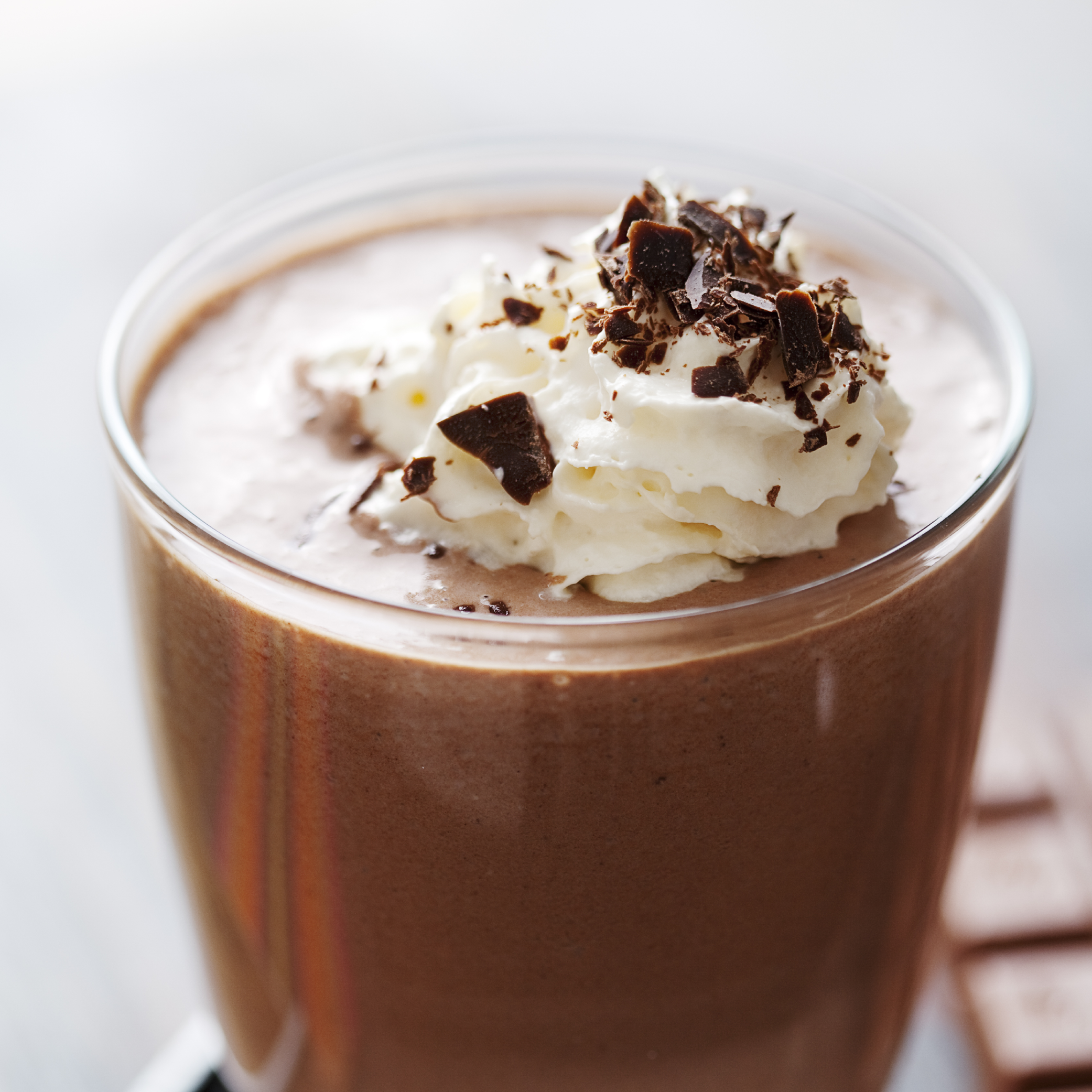 LISA RALEIGH’S SUMMER TIME SMOOTHIE