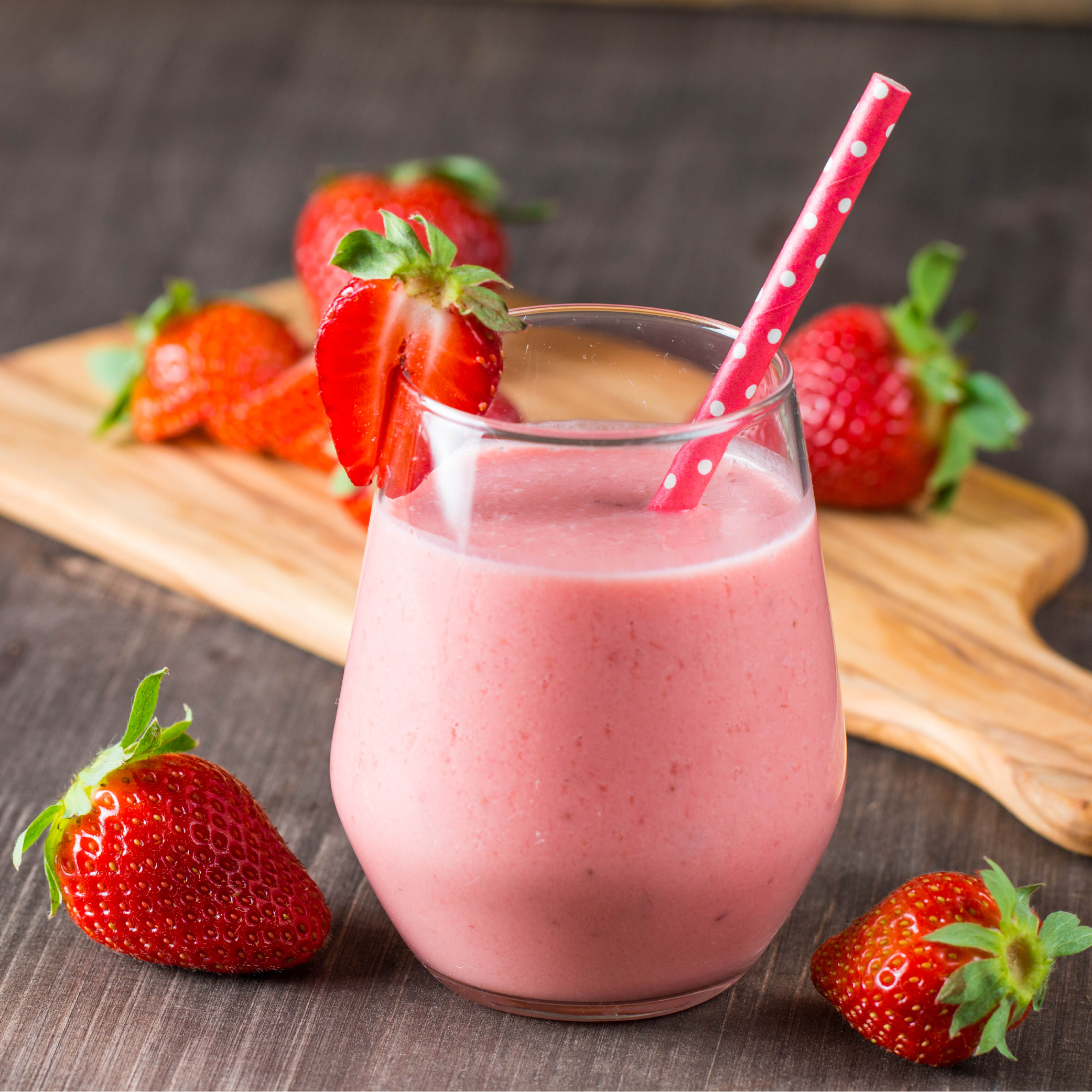 STRAWBERRY SHAKE