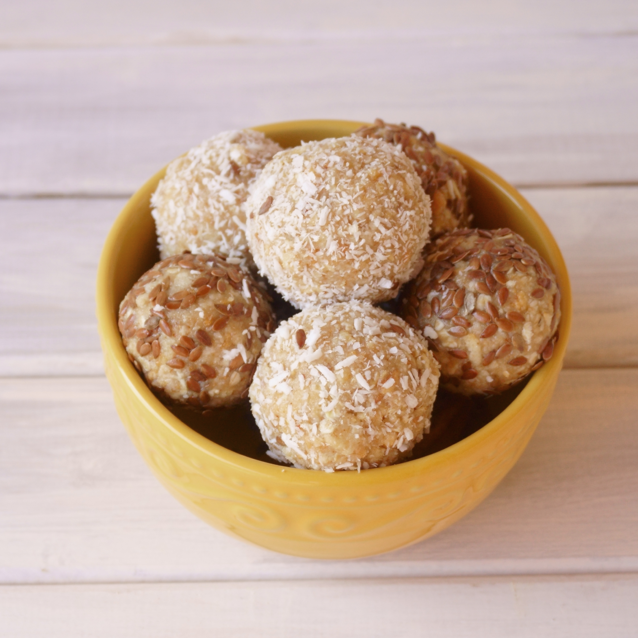 Vanilla, Coconut and Honey Protein Balls