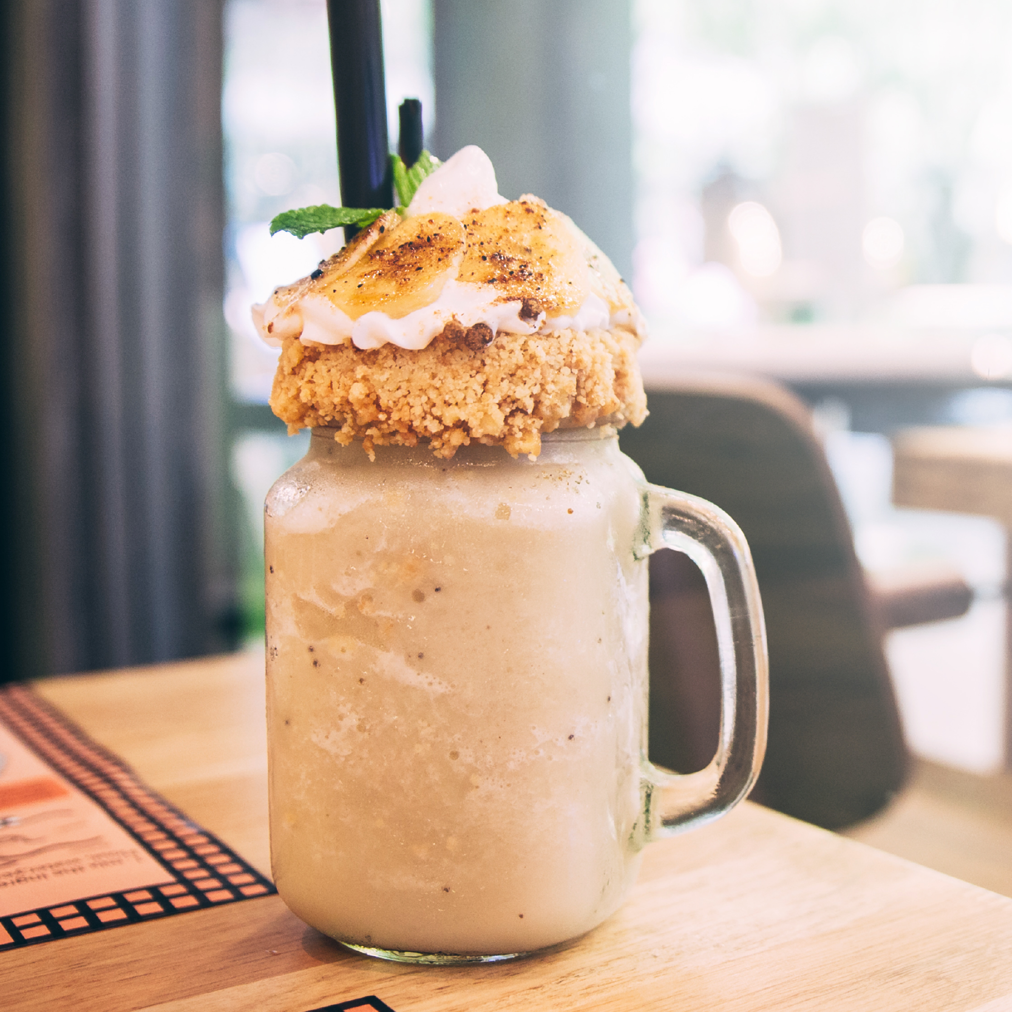 Crunchy Choc-Banana Shake