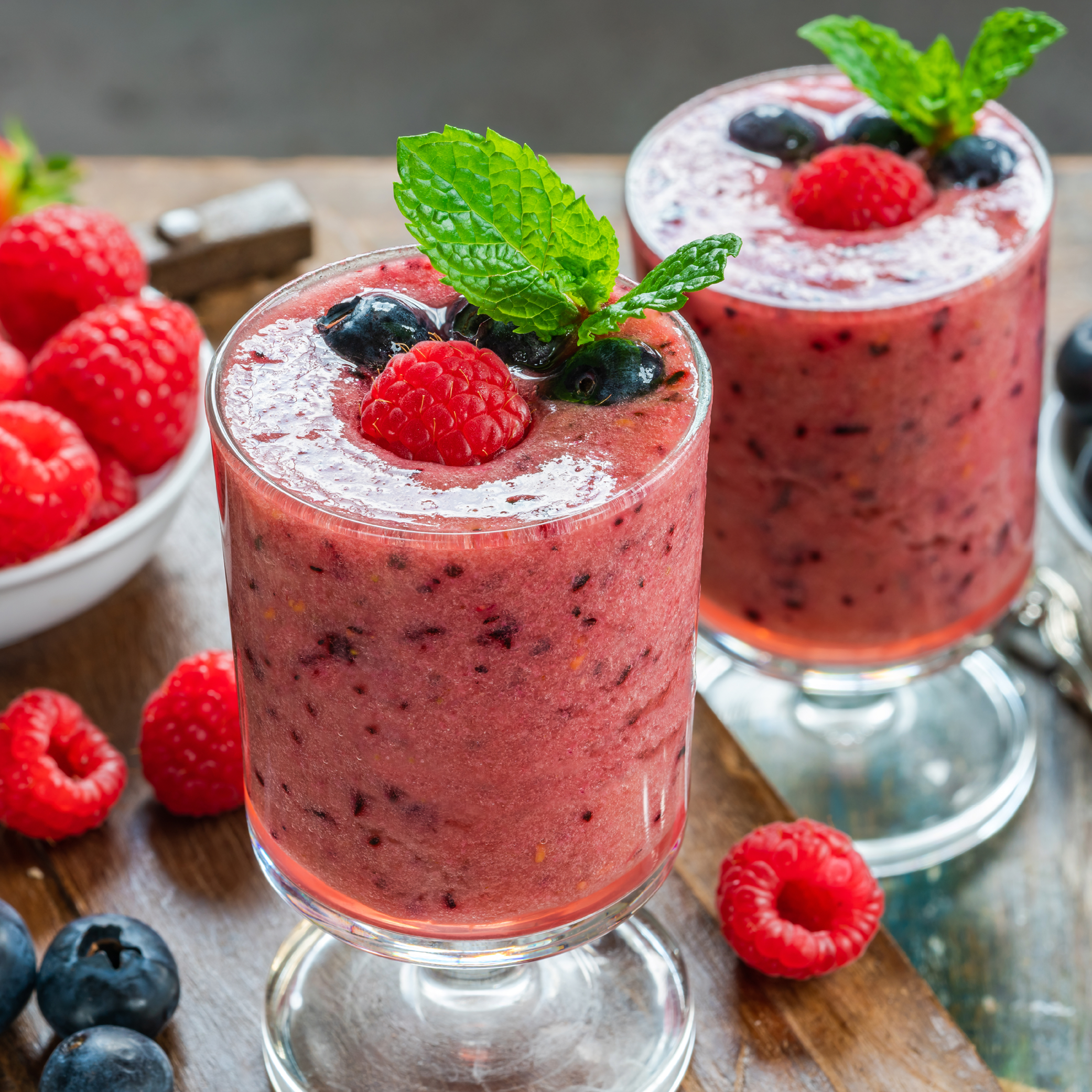 MIXED BERRIES, MINT AND HONEY CRUSH