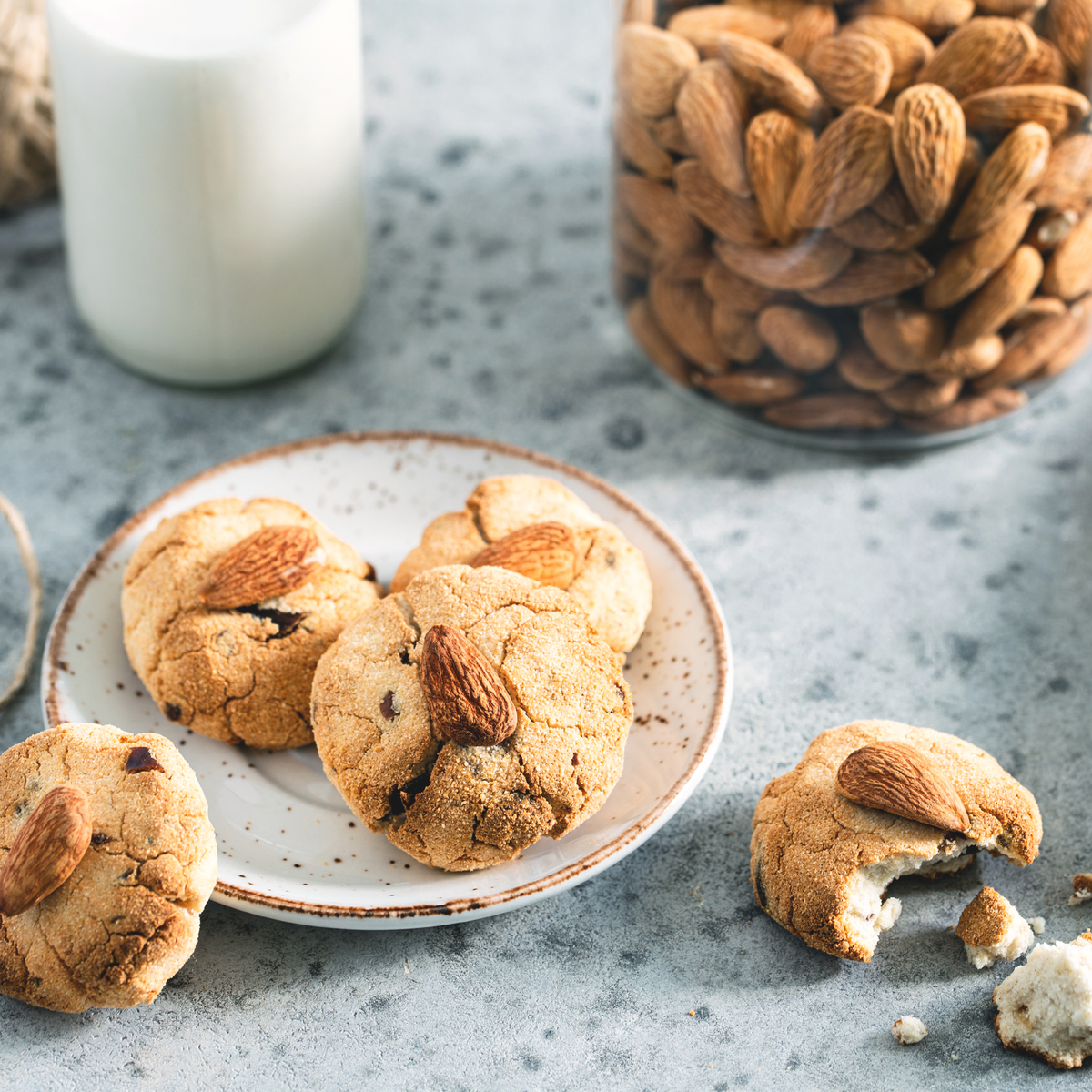 FUTURELIFE® Almond and Coconut Biscuits | futurelifeusa